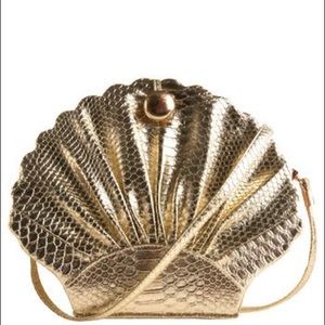 Seashell crossbody bag
